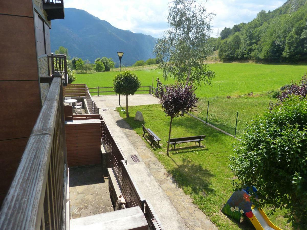 Apartament Hug Roger Valencia D'Aneu Exterior foto